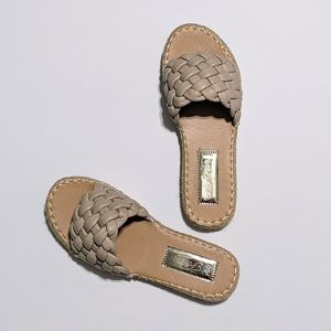 NEW | Emma Sandals | 7.5